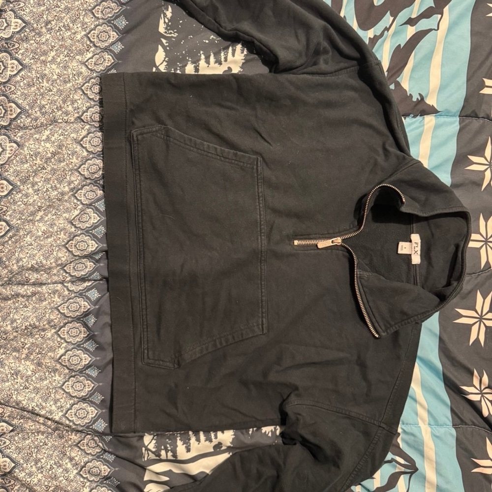 Stylish Blue Half-Zip Sweatshirt
